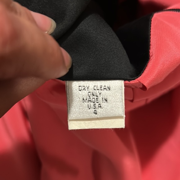 RICHARD TYLER COUTURE floral silk lined skirt. Size 4 - Picture 8 of 8